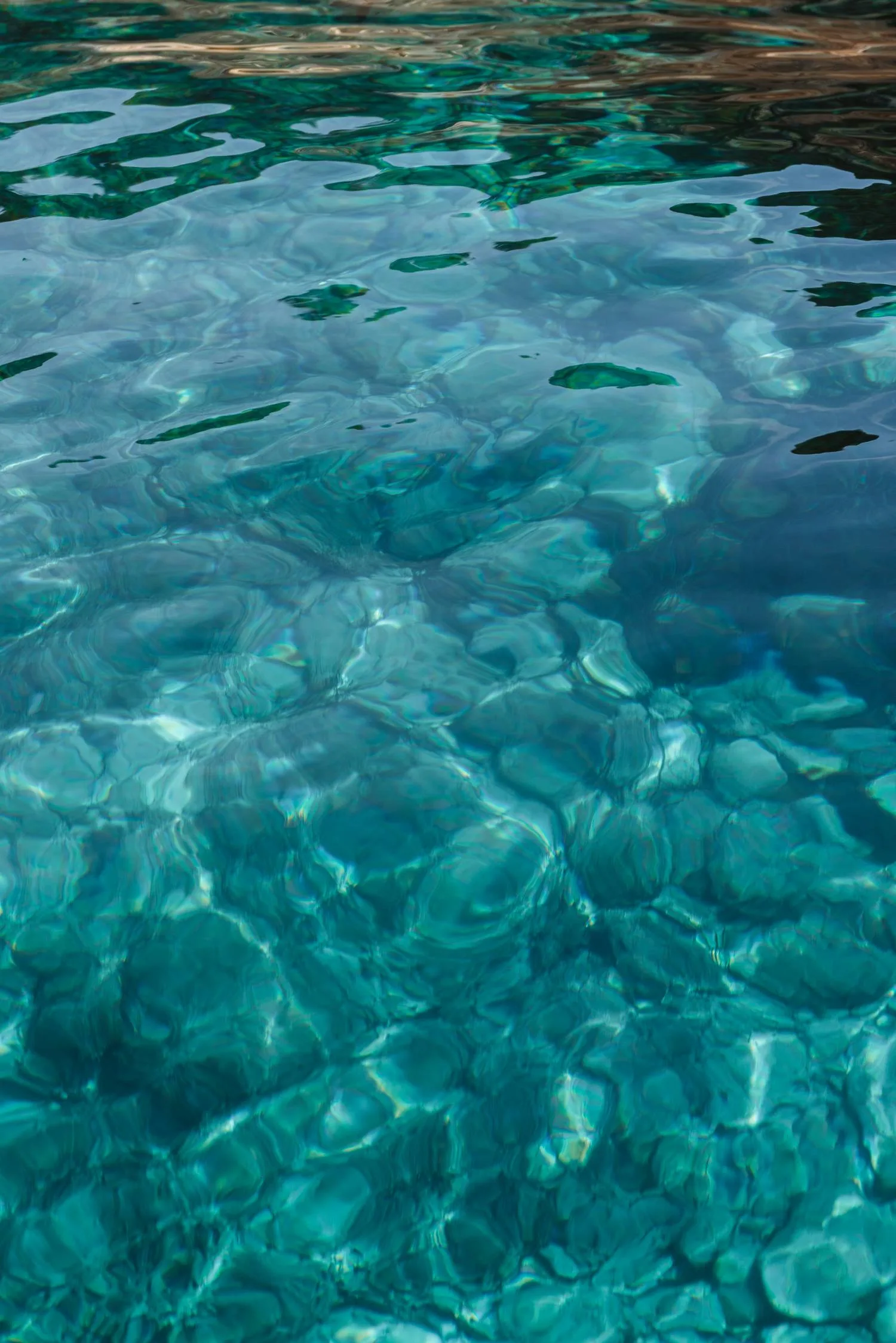 Aguas turquesa cristalinas del norte de Mallorca
